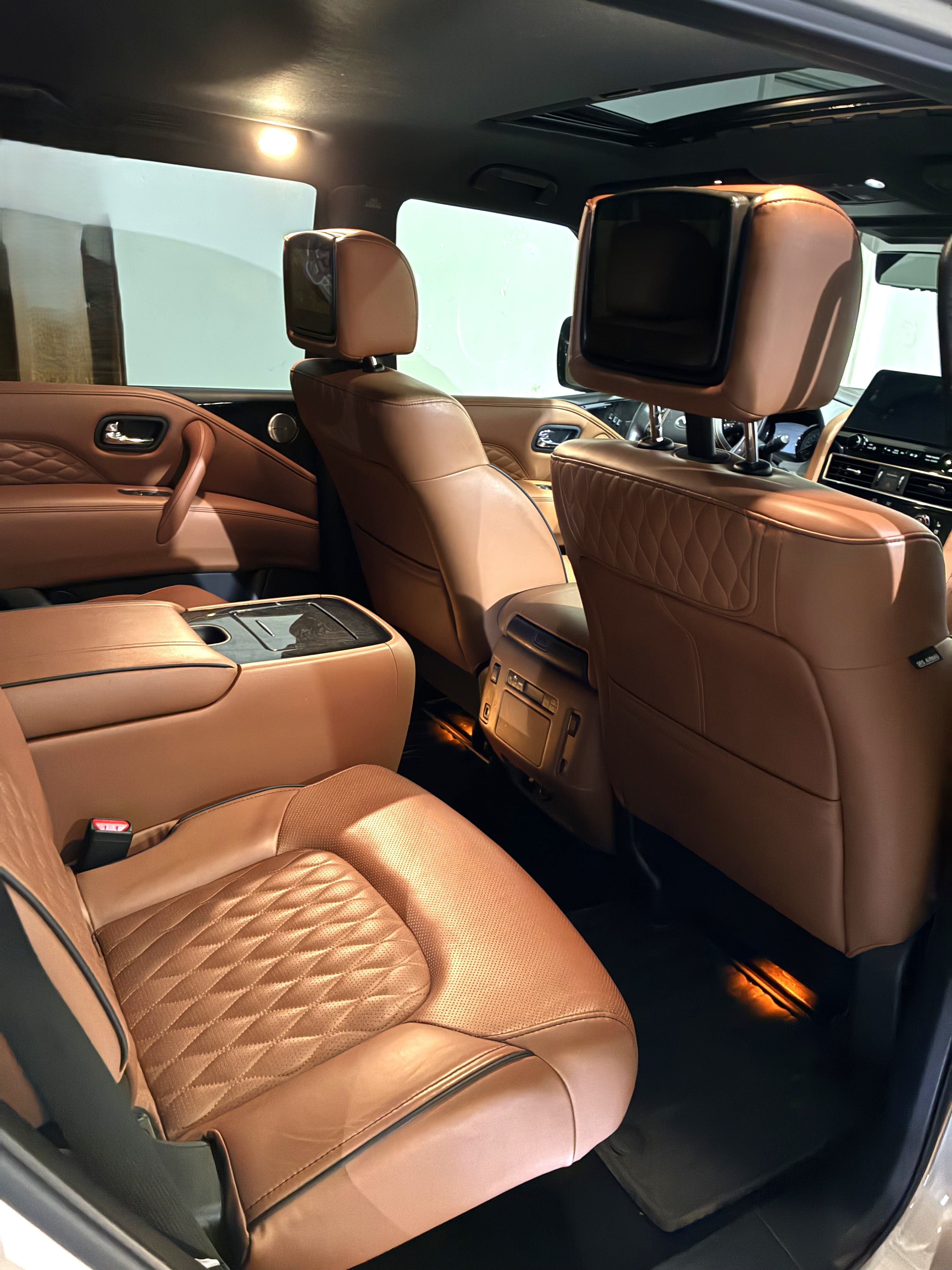 Used 2023 INFINITI QX80 Sensory w/ Cargo Package AWD/4WD image 6