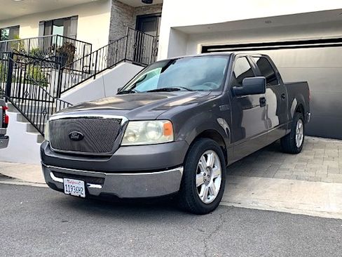 Used 2007 Ford F150 XLT image 1