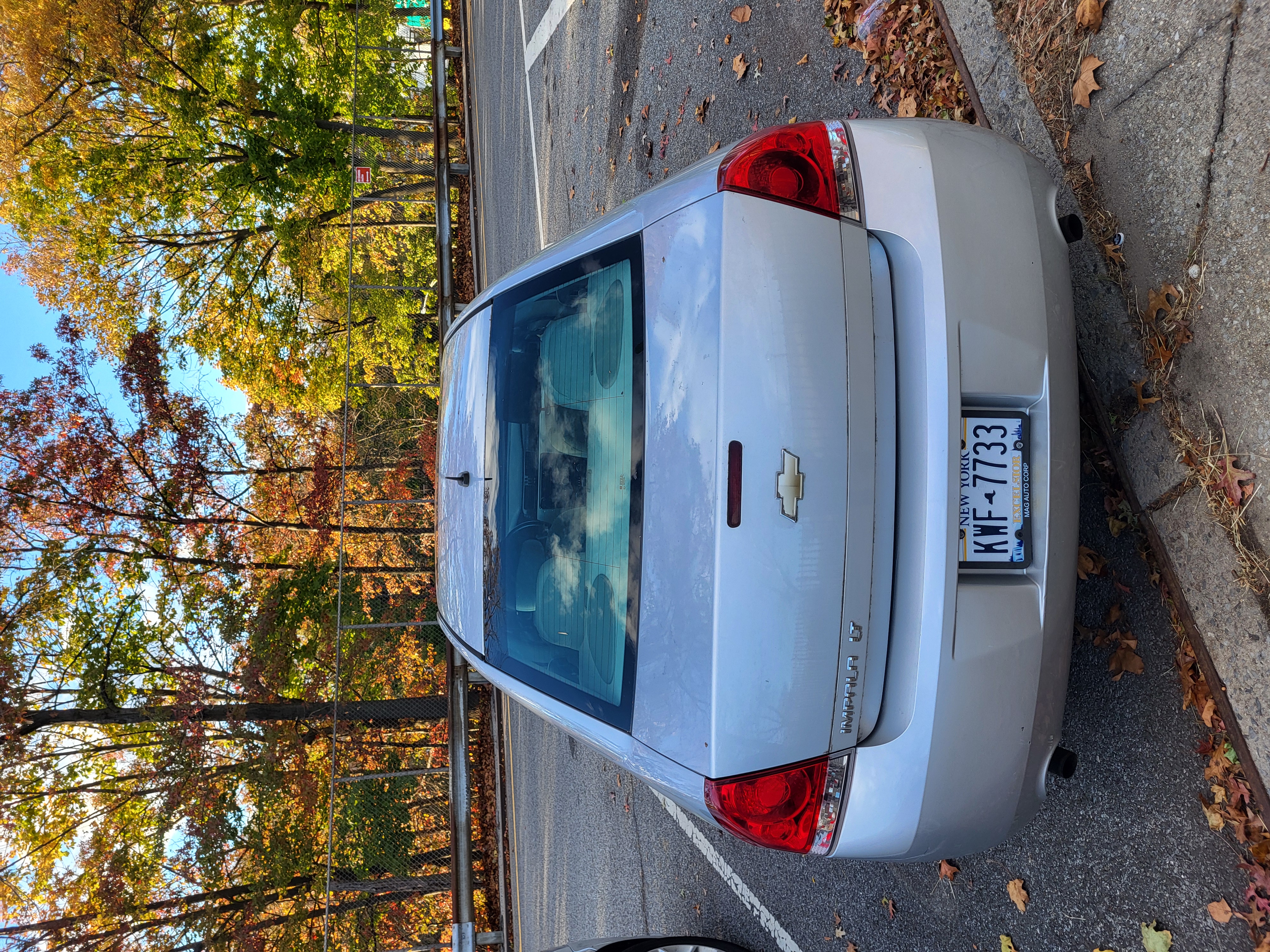 Used 2013 Chevrolet Impala LT w/ LT Sunroof Package FWD image 5