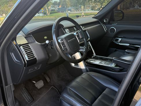 Used 2016 Land Rover Range Rover HSE image 19