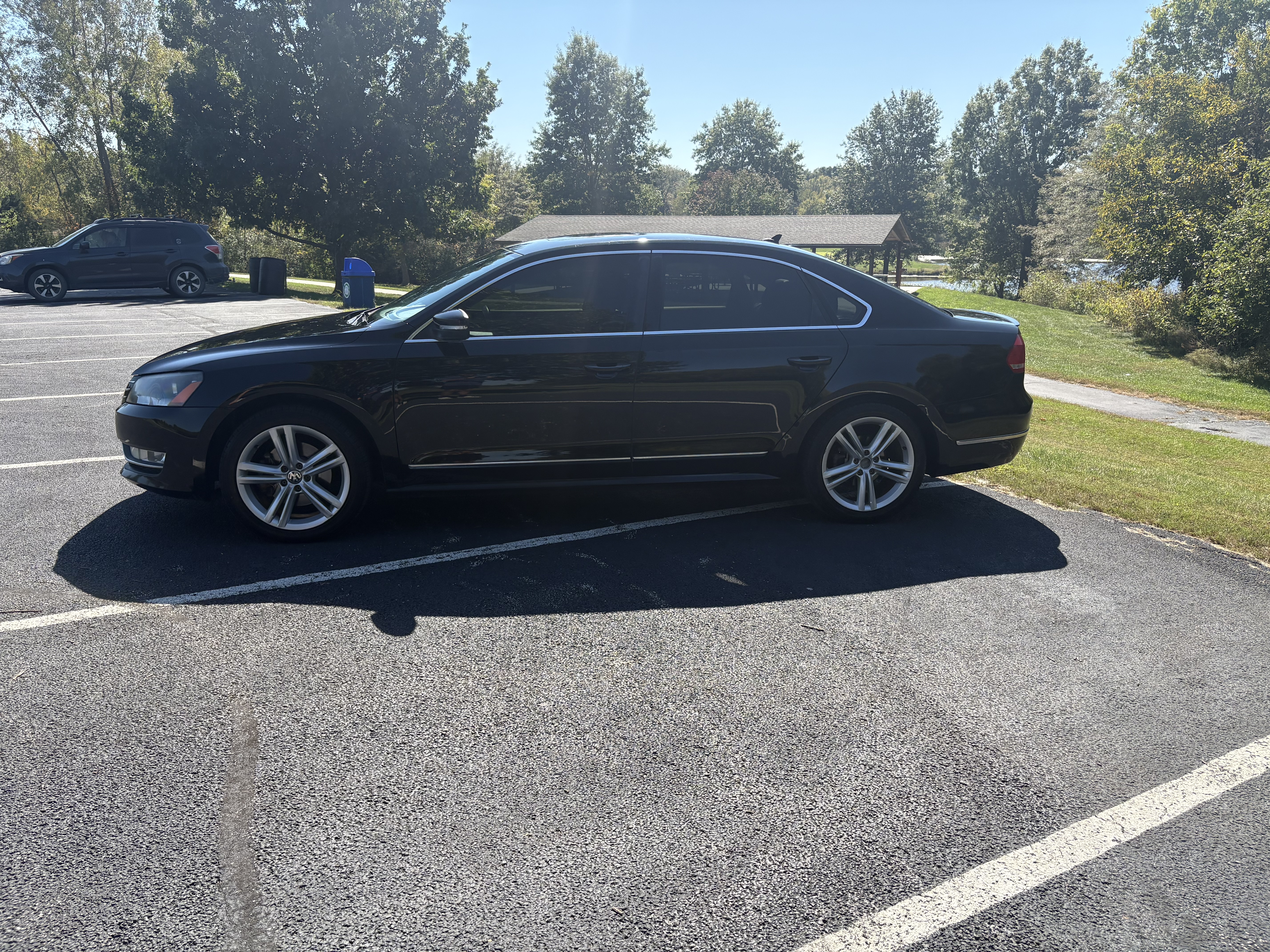 Used 2014 Volkswagen Passat TDI SEL Premium FWD image 6