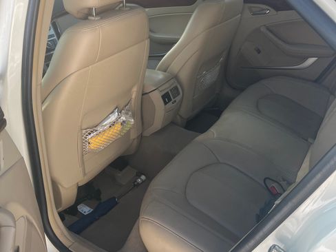 Used 2011 Cadillac CTS Luxury image 9