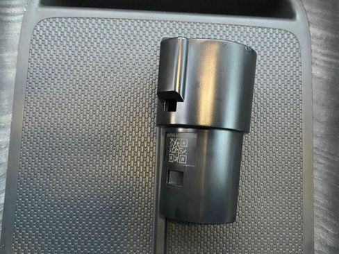 Used 2026 Rivian R1S Adventure image 27