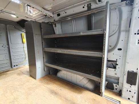 Used 2016 Ford Transit 250 130 Low Roof image 13