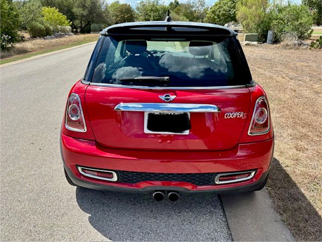 Used 2011 MINI Cooper S FWD image 5