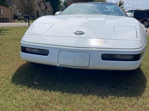 Used 1995 Chevrolet Corvette Convertible image 4