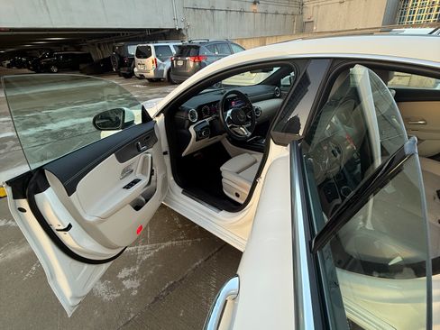 Used 2024 Mercedes-Benz CLA 250 4MATIC image 10