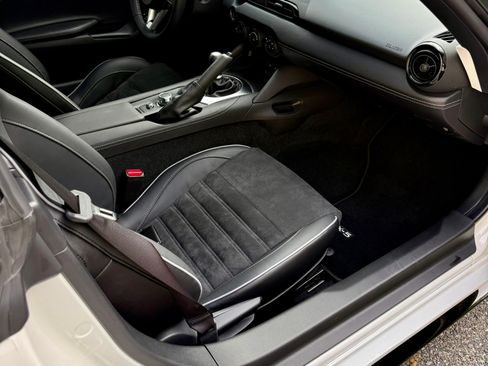 Used 2024 MAZDA MX-5 Miata Club w/ Brembo/BBS Recaro Package image 15