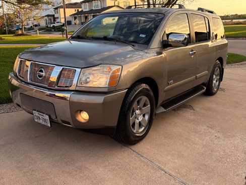Used 2007 Nissan Armada LE w/ Technology Pkg image 6