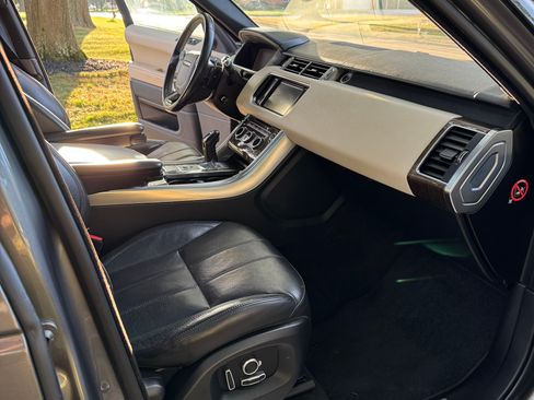 Used 2016 Land Rover Range Rover Sport Supercharged image 11
