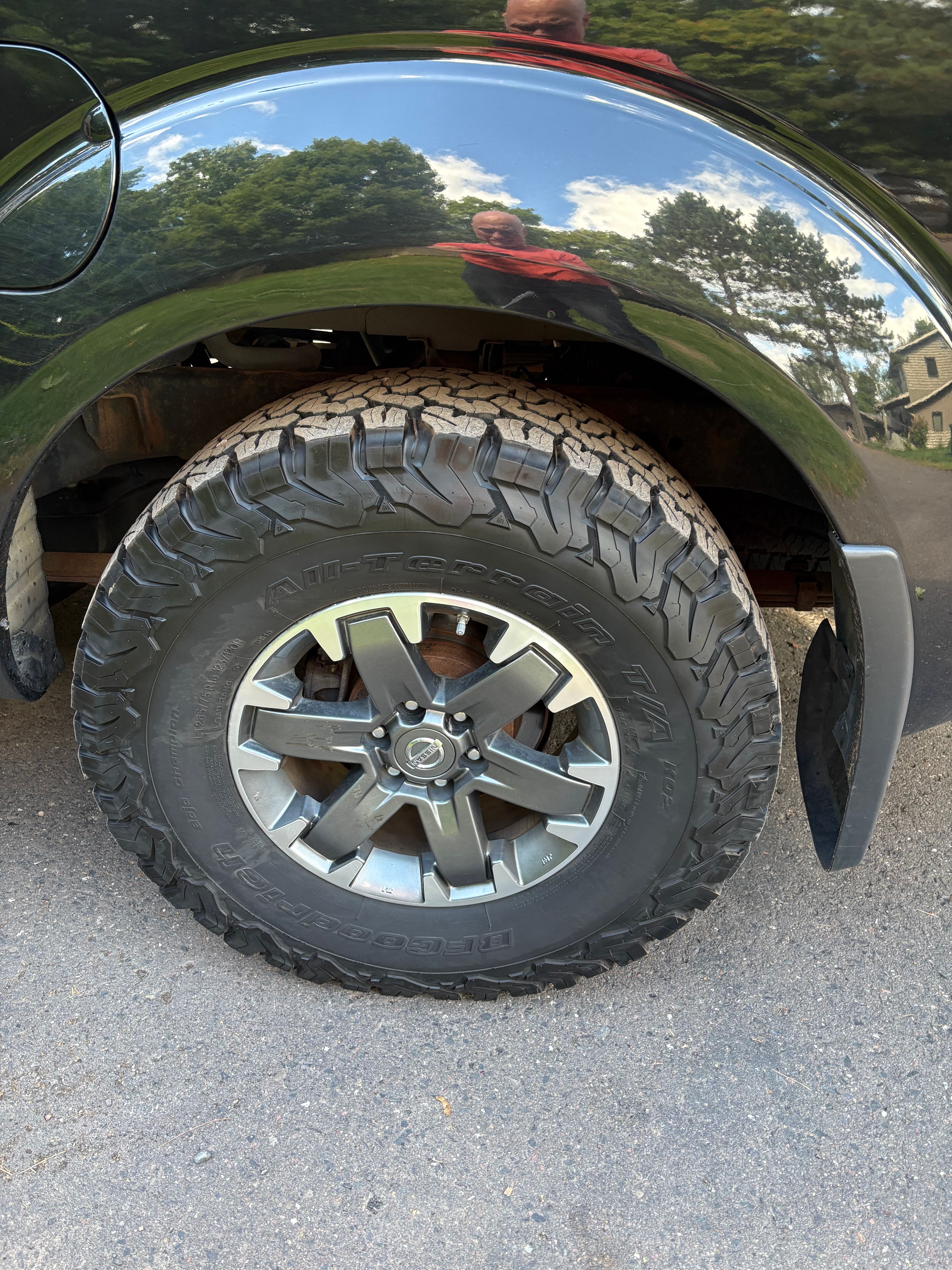 Used 2017 Nissan Frontier PRO-4X w/ Pro-4x Luxury Package AWD/4WD image 9