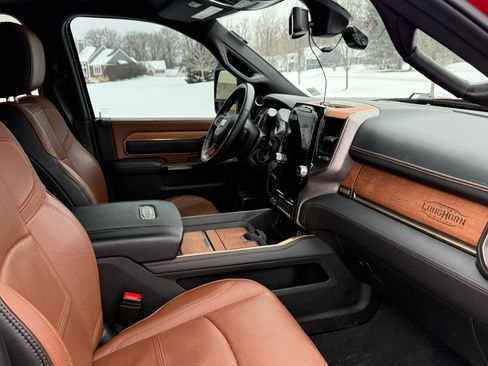 Used 2024 RAM 3500 Limited image 10