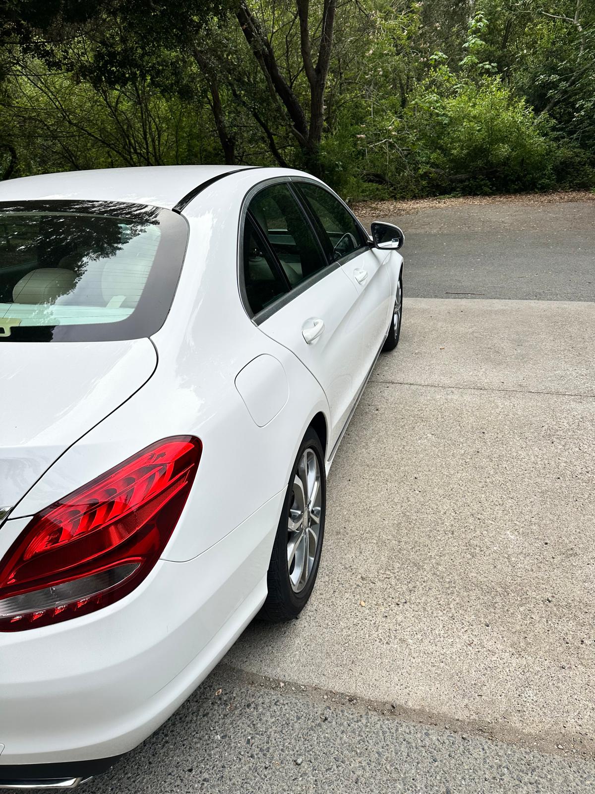 Used 2015 Mercedes-Benz C 300 Sedan image 6