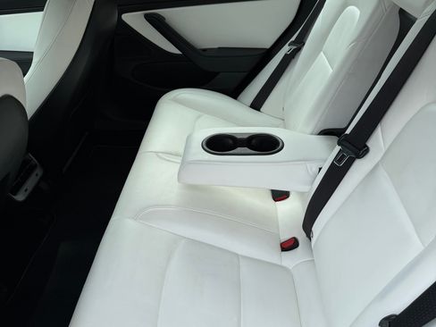 Used 2018 Tesla Model 3 Long Range image 24