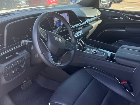 Used 2024 Cadillac Escalade ESV Sport w/ LPO, ONYX Package image 22