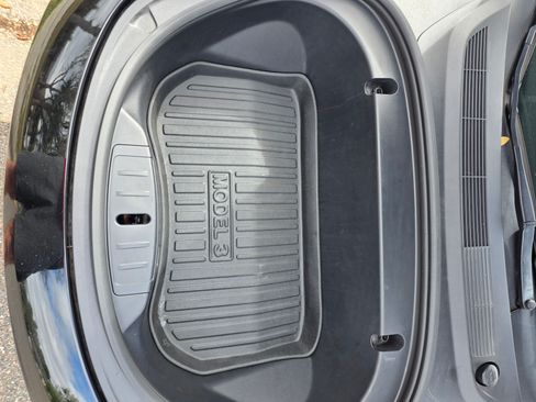 Used 2020 Tesla Model 3 Long Range image 2