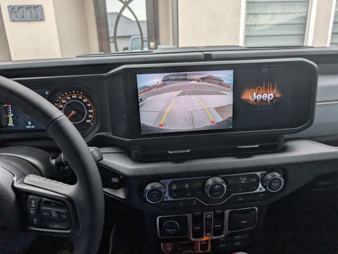 Used 2026 Jeep Wrangler Unlimited Sport image 14