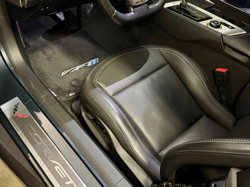 Used 2019 Chevrolet Corvette ZR1 RWD image 12