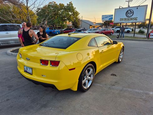 Used 2010 Chevrolet Camaro LT image 8