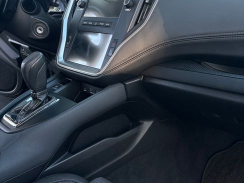 Used 2020 Subaru Outback image 14