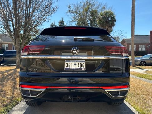 Used 2023 Volkswagen Atlas Cross Sport SEL Premium R-Line image 10