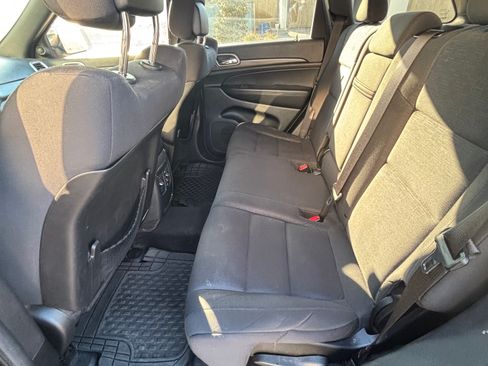 Used 2014 Jeep Grand Cherokee Laredo w/ Quick Order Package 23E image 12