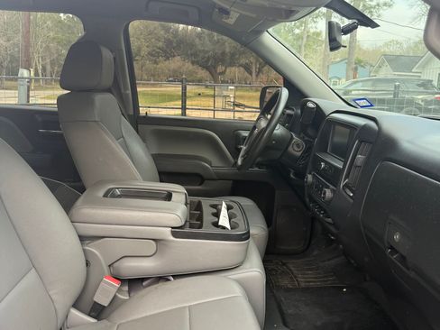 Used 2017 Chevrolet Silverado 1500 W/T w/ WT Convenience Package image 4