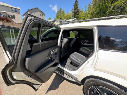 Used 2022 Mercedes-Benz GLS 450 4MATIC image 14