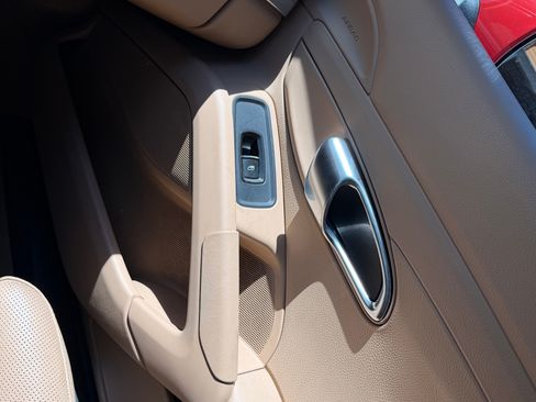 Used 2015 Porsche Boxster RWD image 14