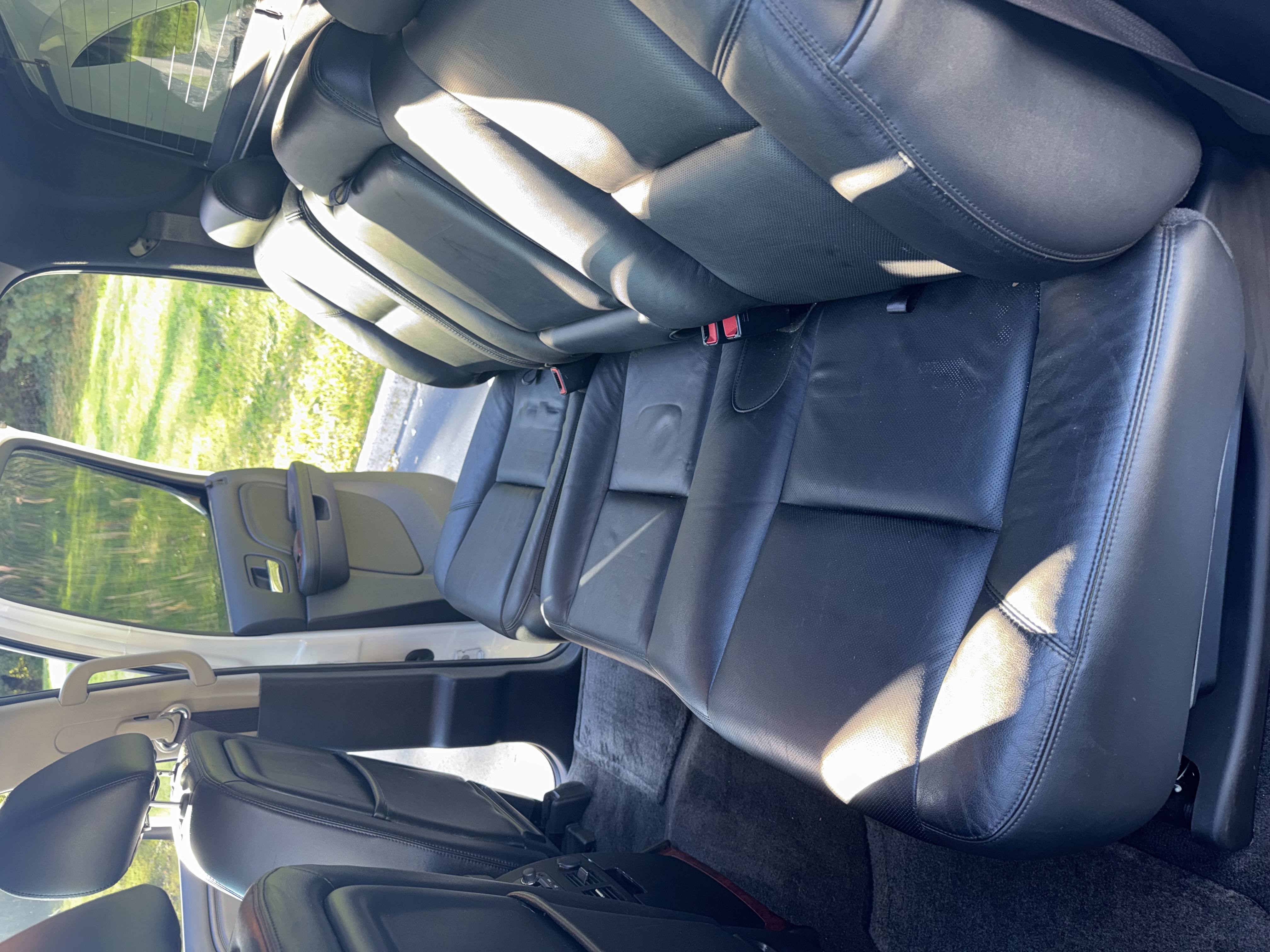 Used 2012 Cadillac Escalade EXT Luxury AWD/4WD image 8