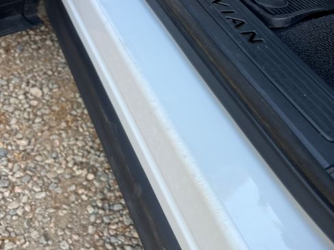 Used 2023 Rivian R1S Adventure image 13