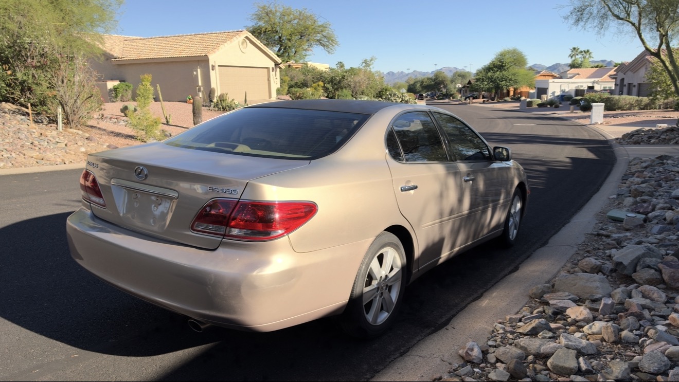 Used 2005 Lexus ES 330 w/ Preferred Accessory Pkg FWD image 6