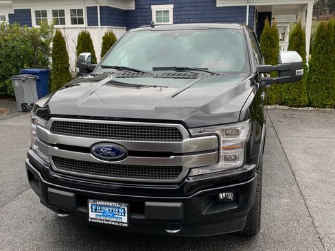 Used 2018 Ford F150 Platinum w/ Equipment Group 701A Luxury image 16