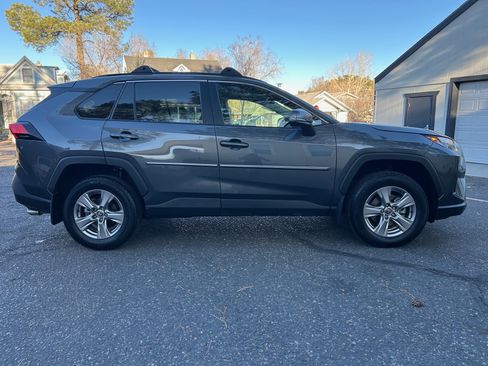 Used 2023 Toyota RAV4 XLE w/ Convenience Package image 2