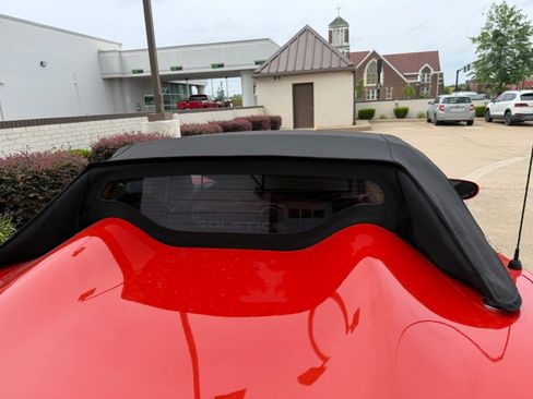 Used 2008 Pontiac Solstice GXP w/ Premium Package RWD image 9