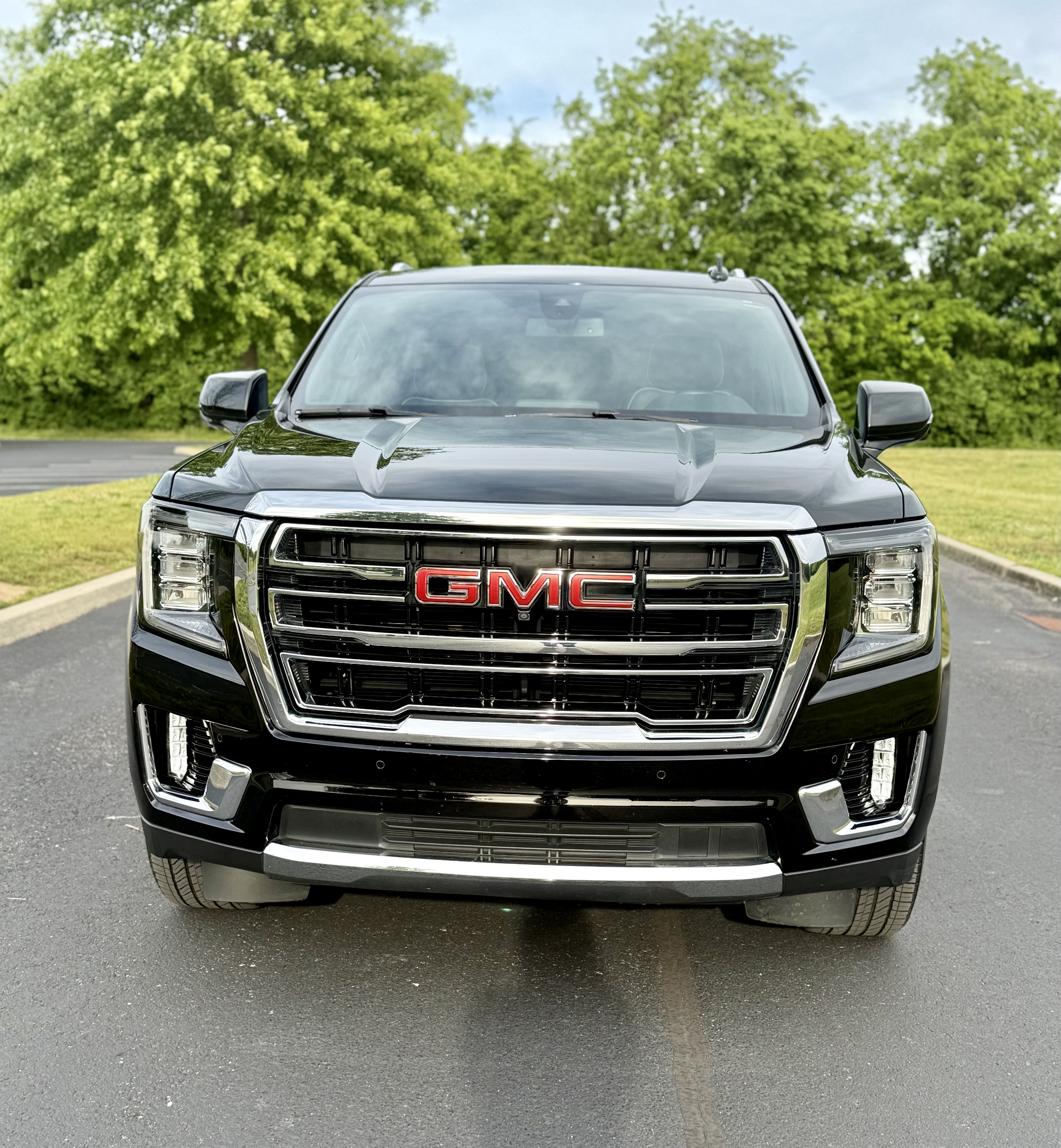 Used 2021 GMC Yukon SLT w/ SLT Premium Package AWD/4WD image 21