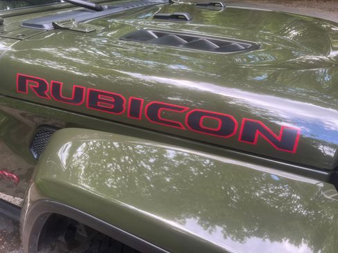 Used 2023 Jeep Gladiator Rubicon w/ LED Lighting Group image 31