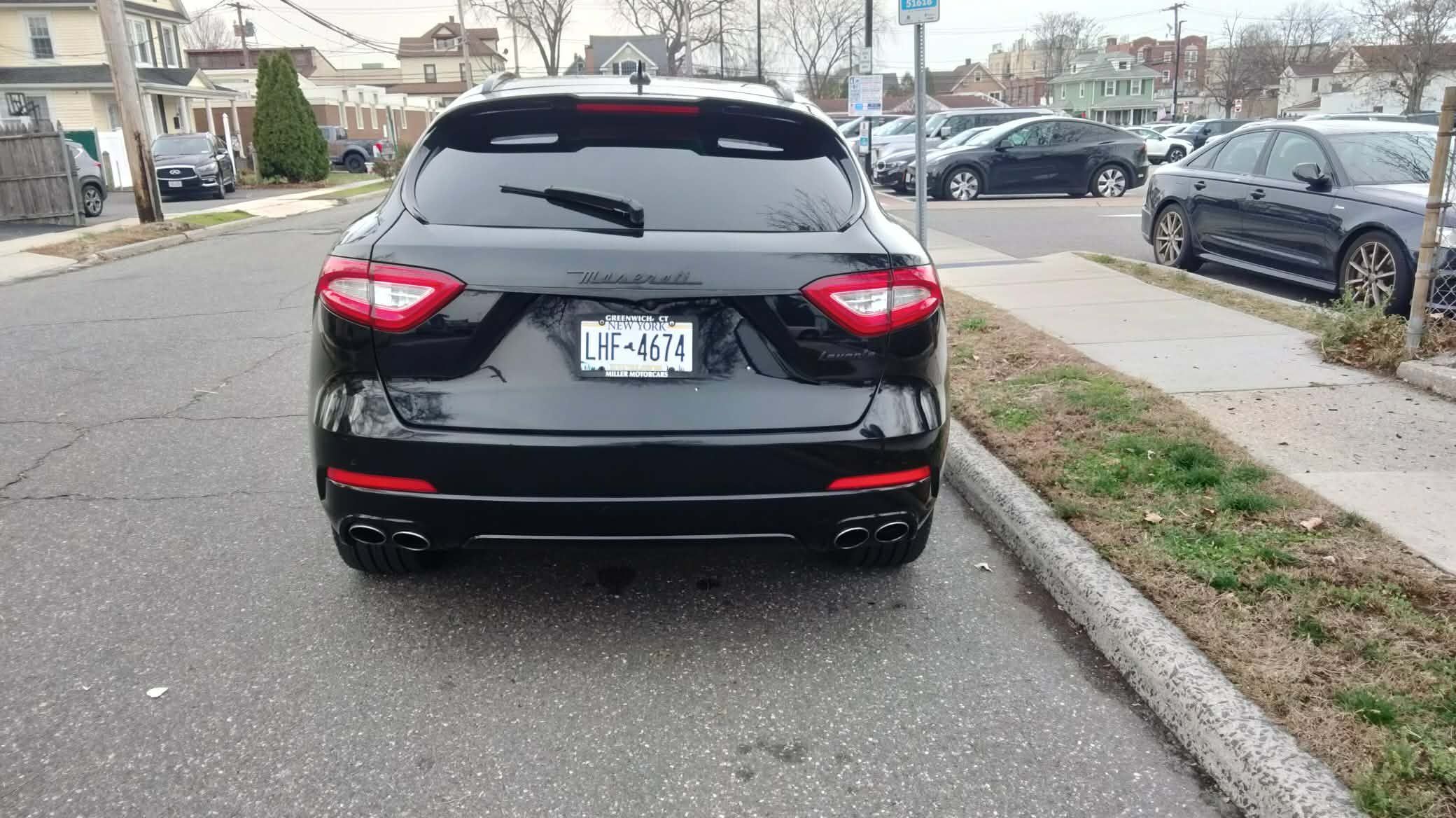 Used 2018 Maserati Levante S GranSport AWD/4WD image 9