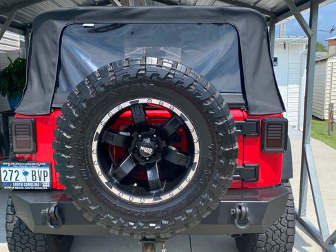 Used 2015 Jeep Wrangler Sport w/ Quick Order Package 24S image 9