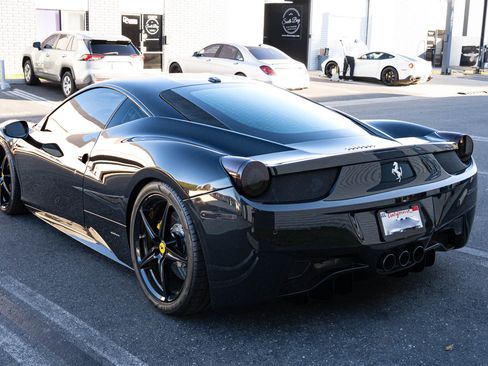 Used 2011 Ferrari 458 Italia Coupe image 8