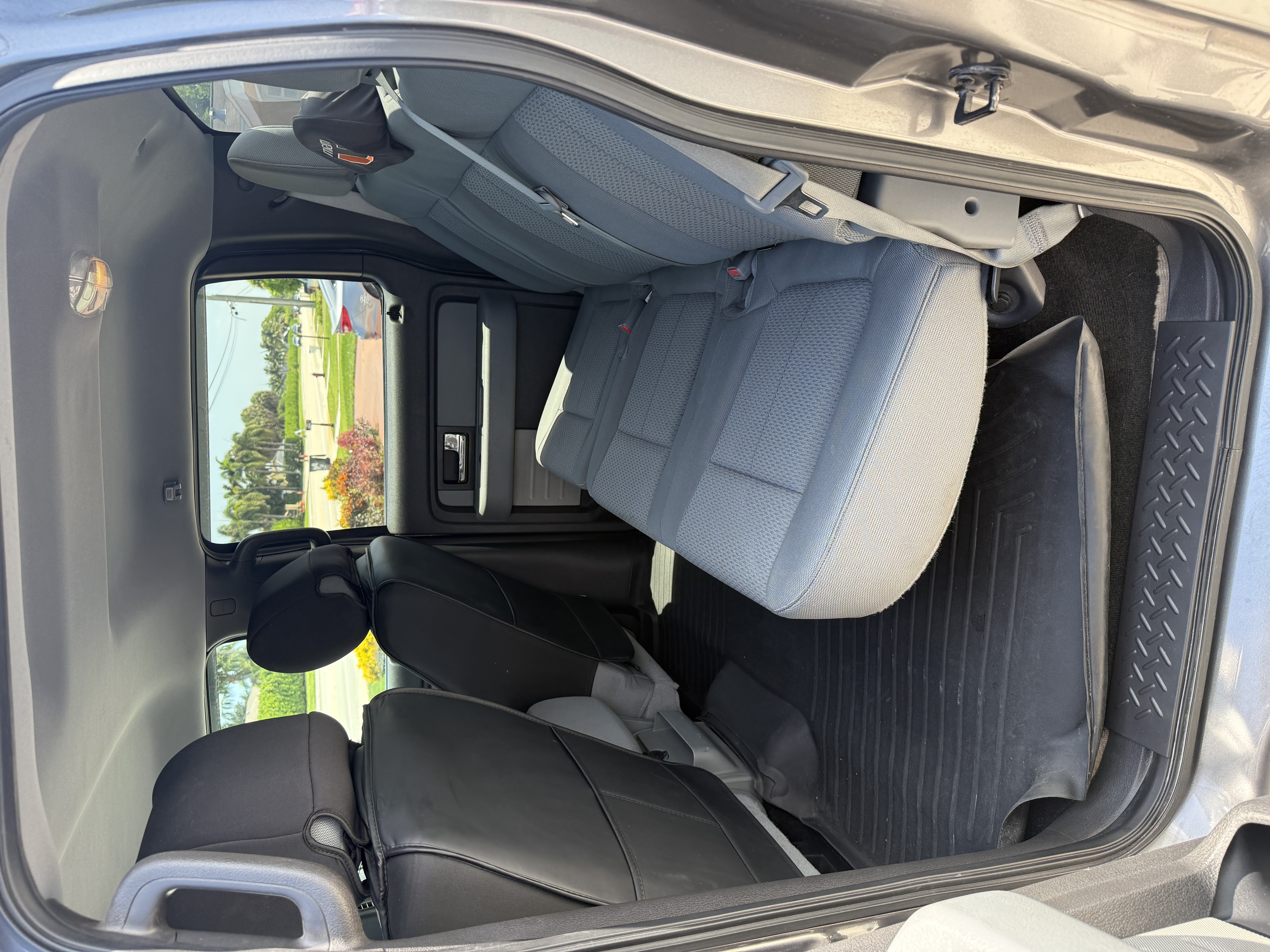 Used 2014 Ford F150 XLT w/ XLT Chrome Package RWD image 14