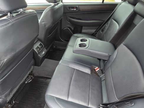 Used 2018 Subaru Outback 3.6R Limited image 14