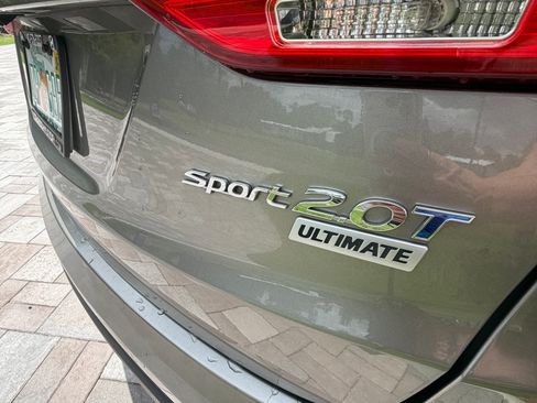 Used 2015 Hyundai Santa Fe Sport 2.0T w/ Option Group 05 FWD image 5