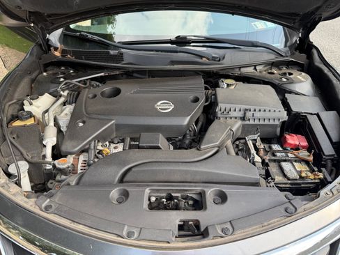 Used 2015 Nissan Altima 2.5 S w/ Special Edition Package FWD image 16