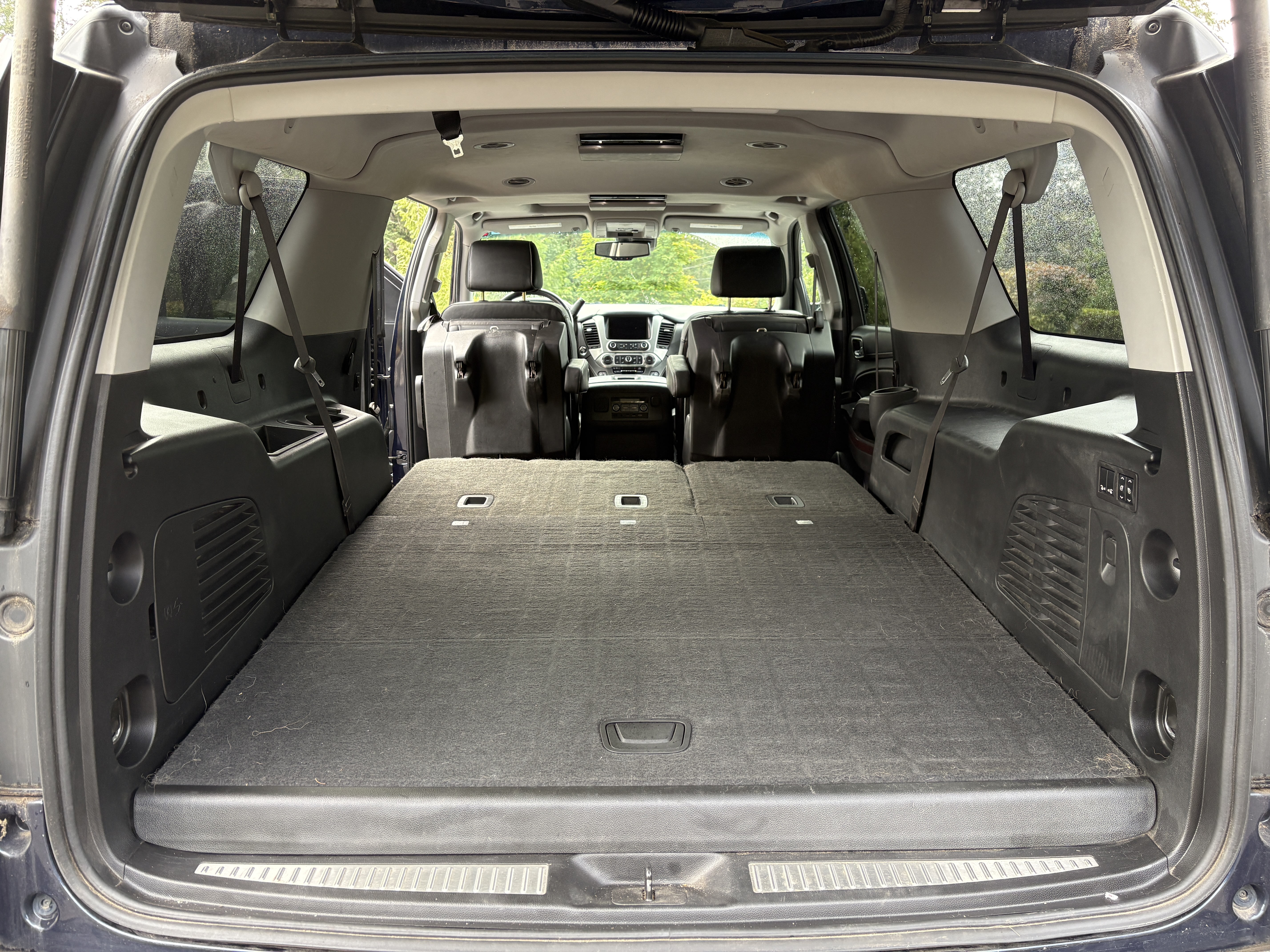 Used 2018 GMC Yukon XL SLT w/ Premium Edition AWD/4WD image 13