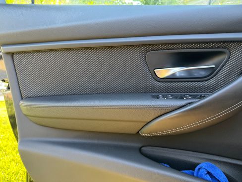Used 2017 BMW M3 RWD image 22