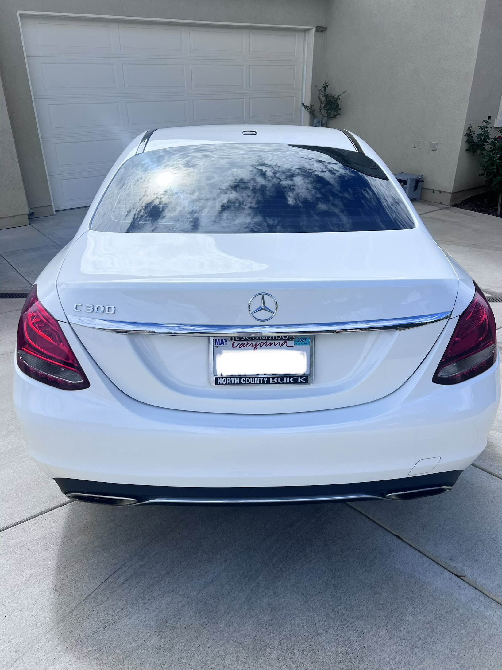 Used 2018 Mercedes-Benz C 300 Sedan image 1