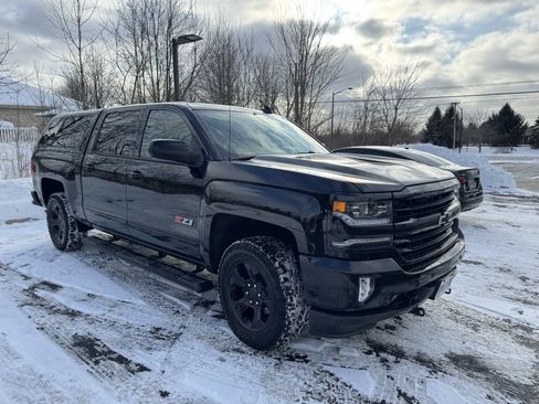 Used 2018 Chevrolet Silverado 1500 LTZ Z71 w/ LTZ Plus Package image 4