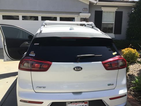 Used 2019 Kia Niro LX FWD image 6