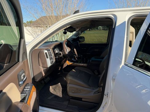 Used 2017 GMC Sierra 1500 SLT image 9